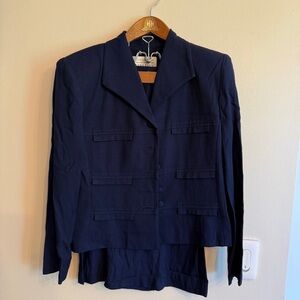 Elegant Navy Women's Blazer & skirt set vintage size 4